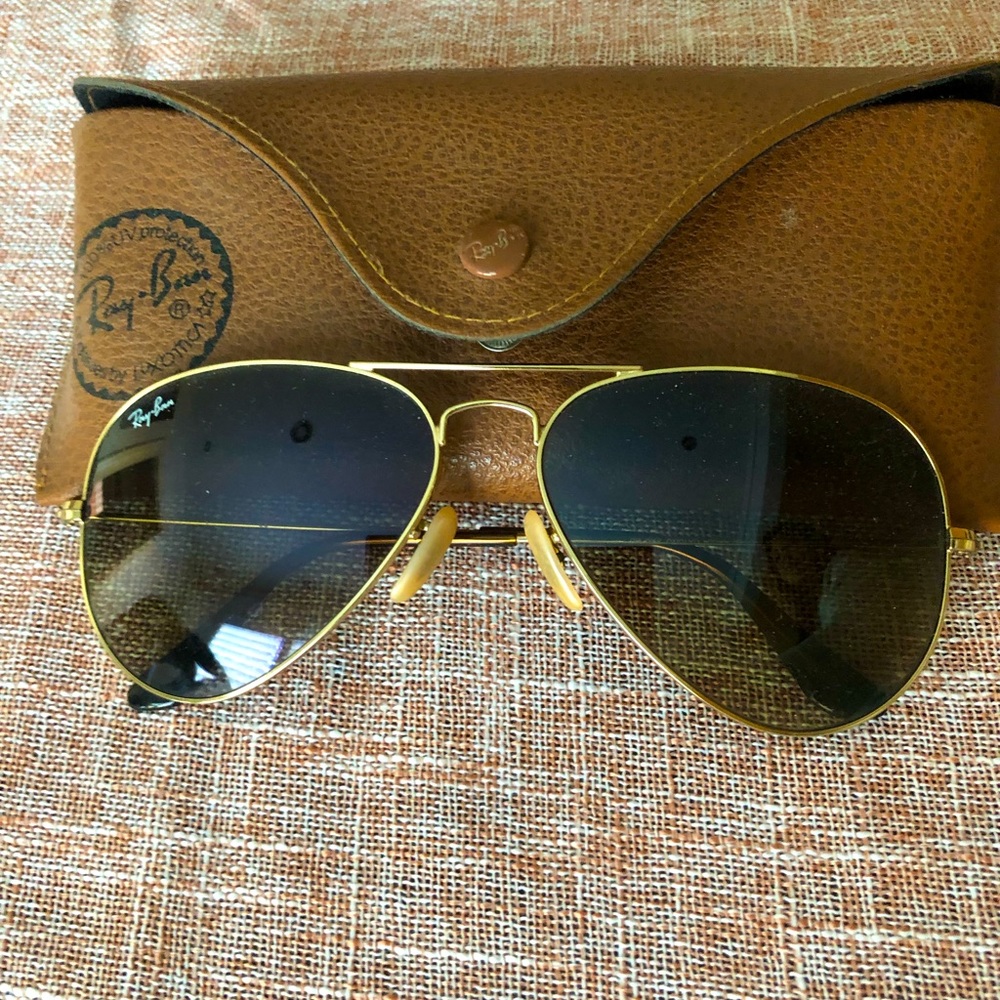 Ray-Ban classic aviator
